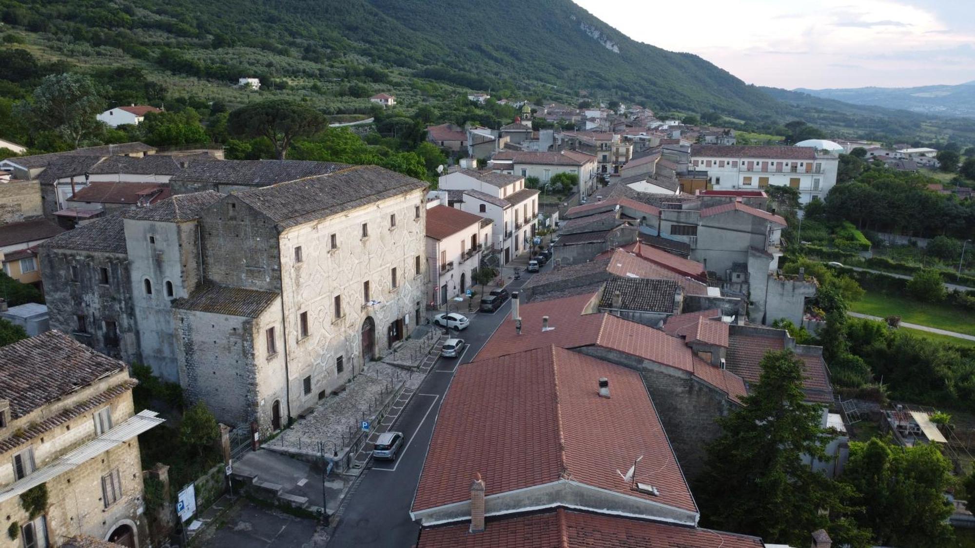 Aparthotel palazzo RICCARDI Solopaca Esterno foto